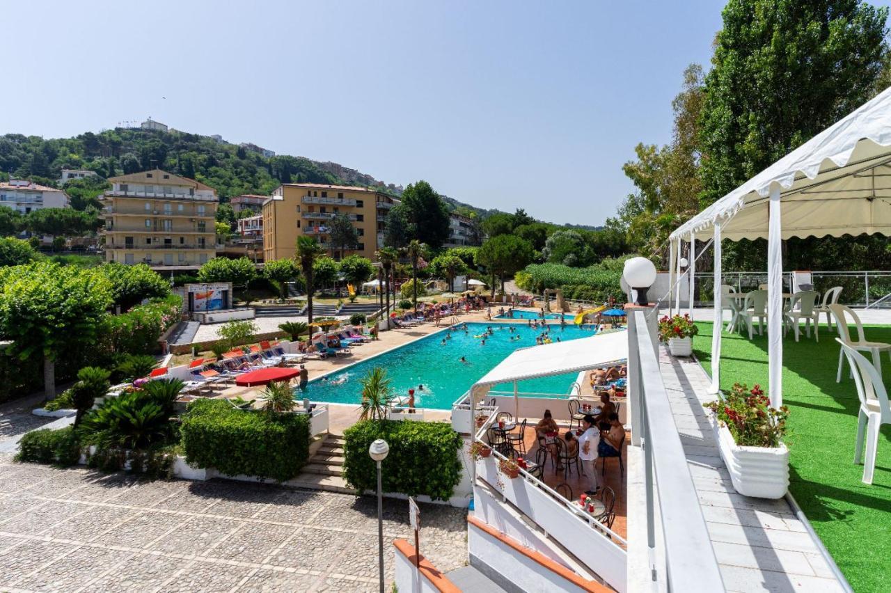 Villaggio Costa D'Argento San Vito Chietino Exterior photo